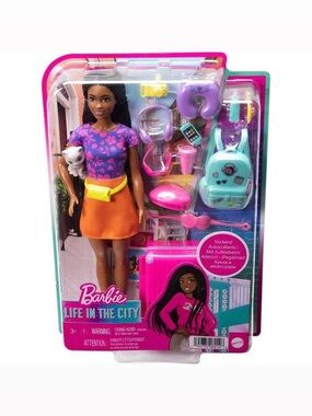 NIB. BARBIE Brooklyn Travel Playset